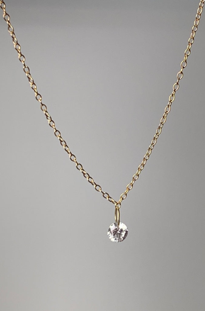 Wolter Collier 750 Gold l 18K Gold TINY Diamond